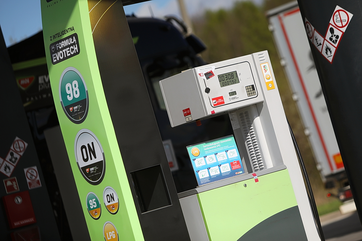 Benzyna drożej, diesel taniej