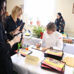 24.04.2026. Kielce. Warsztaty kulinarne z Karolem Okrasą / Fot. Wiktor Taszłow - Radio Kielce