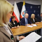 28.04.2026. Kielce. Podpisanie umów na realizacje projektów, których celem jest podnoszenie jakości kształcenia szkół z regionu świętokrzyskiego / Fot. Wiktor Taszłow - Radio Kielce