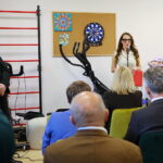 28.04.2026. Kielce. Uroczyste otwarcie budynku „Leśny dwór”, w którym powstało 12 mieszkań wspieranych dla osób w autyzmie / Fot. Wiktor Taszłow – Radio Kielce