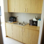 28.04.2026. Kielce. Uroczyste otwarcie budynku „Leśny dwór”, w którym powstało 12 mieszkań wspieranych dla osób w autyzmie / Fot. Wiktor Taszłow – Radio Kielce