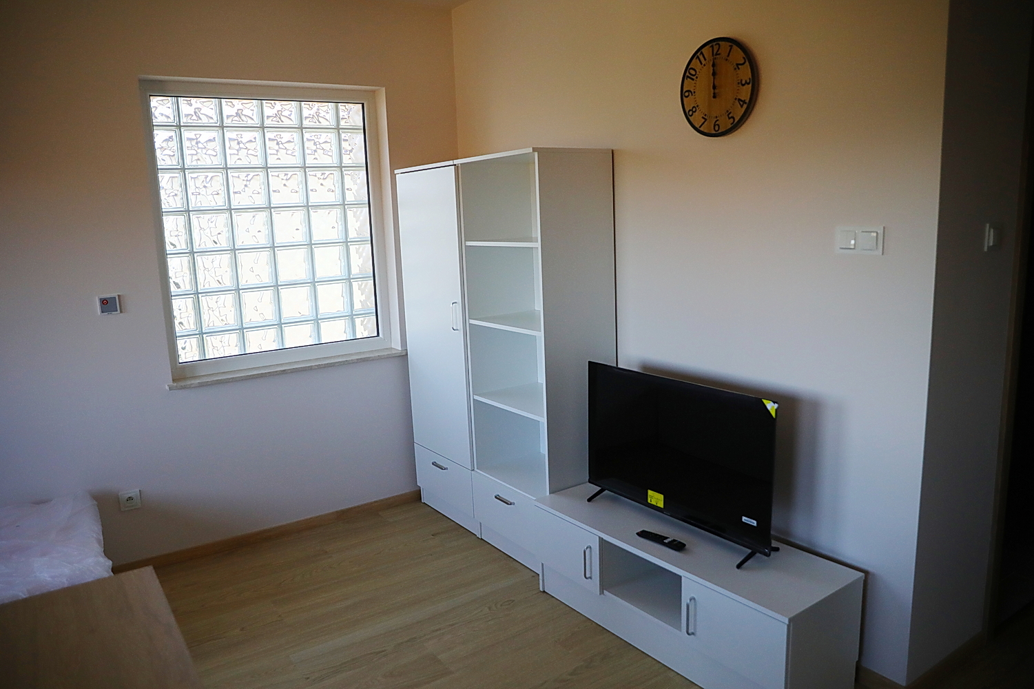 28.04.2026. Kielce. Uroczyste otwarcie budynku „Leśny dwór”, w którym powstało 12 mieszkań wspieranych dla osób w autyzmie / Fot. Wiktor Taszłow – Radio Kielce