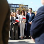 30.04.2026. Kielce. Urząd Marszałkowski. Uroczyste wciągnięcie flagi państwowej na maszt / Fot. Wiktor Taszłow - Radio Kielce