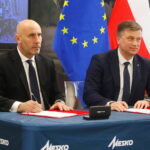 01.04.2026. Skarżysko-Kamienna. MESKO. Podpisanie umowy inwestycyjnej z programu NAREW między Polską Grupą Zbrojeniową a skarżyskim Mesko / Fot. Wiktor Taszłow - Radio Kielce