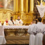 02.04.2026. Kielce. Msza Krzyżma w Bazylice Katedralnej / Fot. Wiktor Taszłow - Radio Kielce