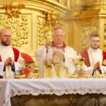 02.04.2026. Kielce. Msza Krzyżma w Bazylice Katedralnej / Fot. Wiktor Taszłow - Radio Kielce