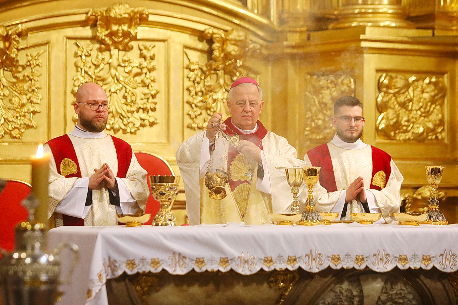Kielce. Msza Krzyżma w Bazylice Katedralnej