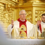 02.04.2026. Kielce. Msza Krzyżma w Bazylice Katedralnej / Fot. Wiktor Taszłow - Radio Kielce