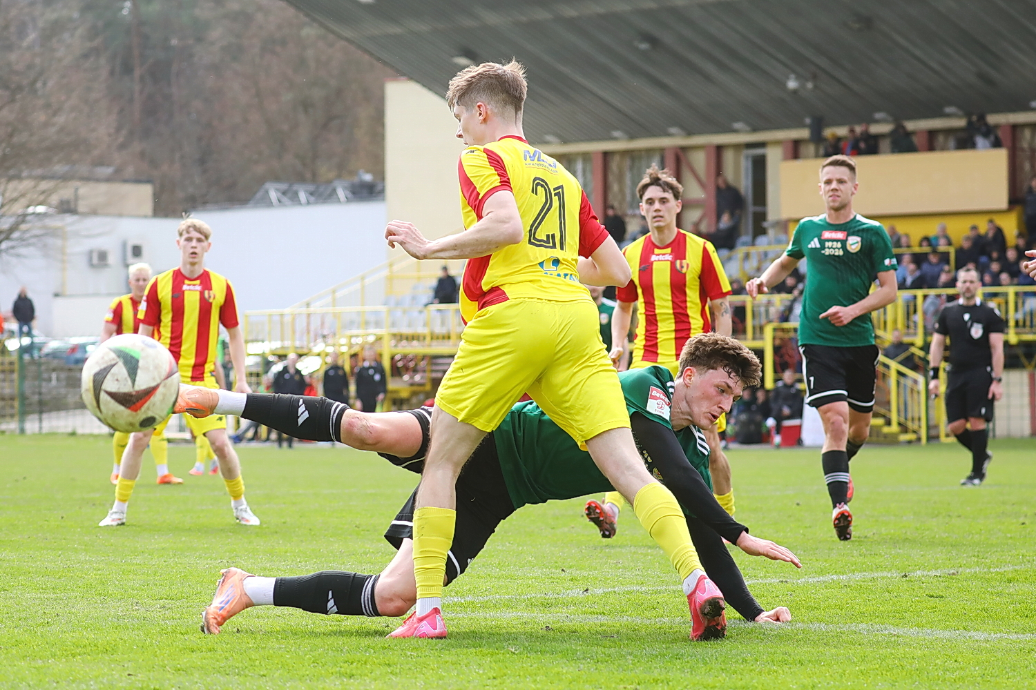 Kielce. Mecz Korona Kielce II – Star Starachowice