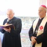 Bezdomni spotkali się na śniadaniu wielkanocnym - Radio Kielce