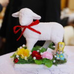 Bezdomni spotkali się na śniadaniu wielkanocnym - Radio Kielce