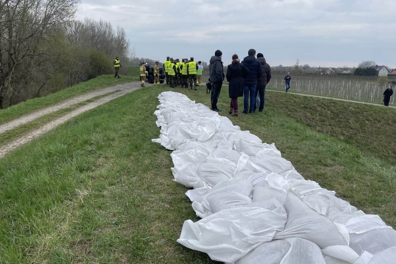 11.04.2026. Złota. Cwiczenia ewakuacji mieszkańców na wypadek zagrożeń kryzysowych / Fot. Grażyna Szlęzak-Wójcik - Radio Kielce