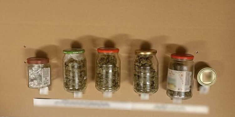 Znaczne ilości narkotyków u Skarżyszczanina. Grozi mu do 10 lat więzienia