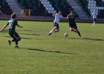 18.04.2026. Mecz 27. kolejki piłkarskiej Betclic 3. Ligi: Star Starachowice - Wiślanie Skawina / Fot. Maciej Makuła - Radio Kielce
