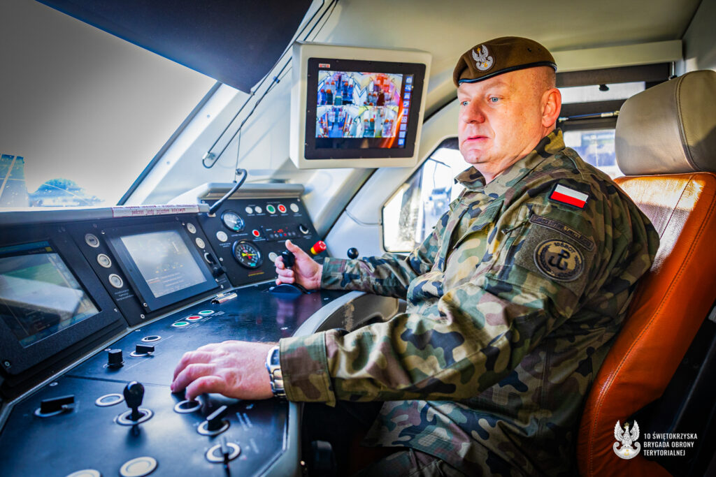 W mundurach poszli do pracy