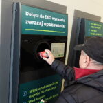 Drażnią kolejki i gromadzenie butelek w mieszkaniach. Jak działa system kaucyjny?