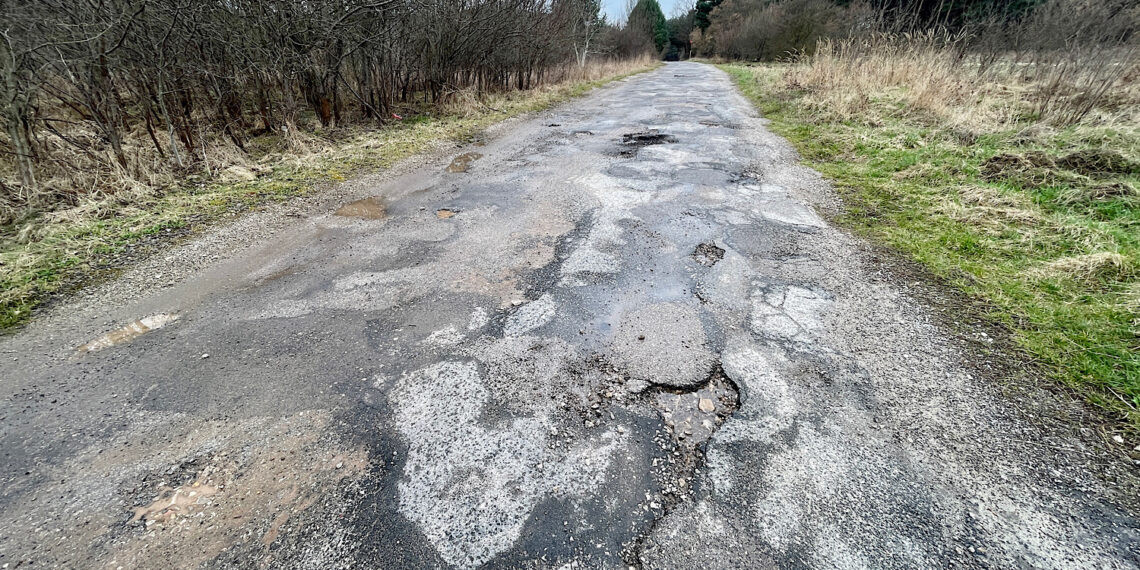 Kielecka ulica w opłakanym stanie, ale remontu nie będzie