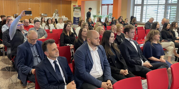 Chcą zatrzymać młodych ludzi w regionie