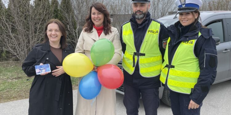 Kierowcy dmuchali dla autystów