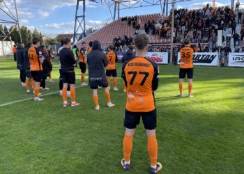 W 29. kolejce Betclic 3. Ligi piłkarze KSZO 1929 Ostrowiec zagrają w sobotę (2 maja) na wyjeździe z Siarką Tarnobrzeg.