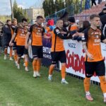 26.04.2026. Ostrowiec Świętokrzyski. Mecz KSZO 1929 Ostrowiec - Pogoń-Sokół Lubaczów / Fot. Kamil Król - Radio Kielce