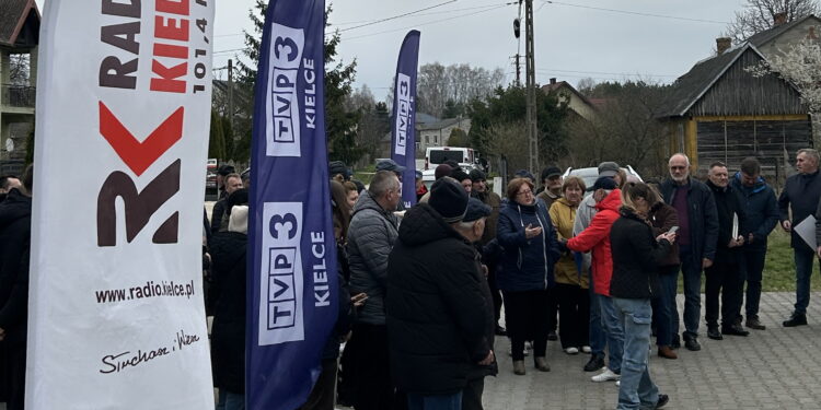 INTERWENCJA. Mieszkańcy przeciwni budowie fermy kur