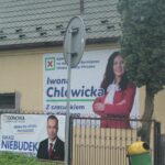 24.04.2026. Pińczów. Banery kandydatów na burmistrza / Fot. Marta Gajda-Kruk - Radio Kielce