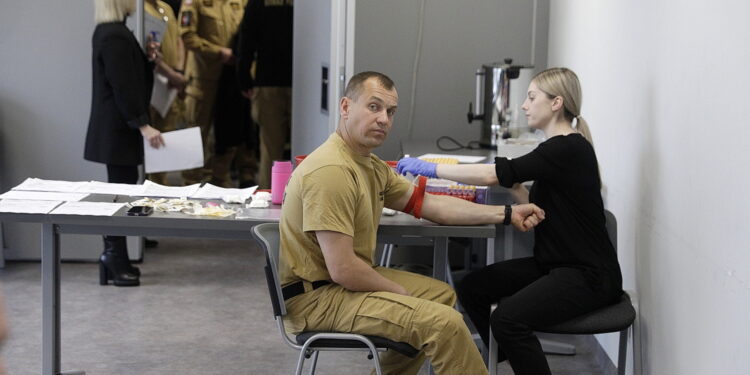 Ponad 140 strażaków sprawdziło stan swojego zdrowia - Radio Kielce 09.04.2026 Kielce. PSP. Badania profilaktyczne dla strażaków / Fot. Jarosław Kubalski - Radio Kielce