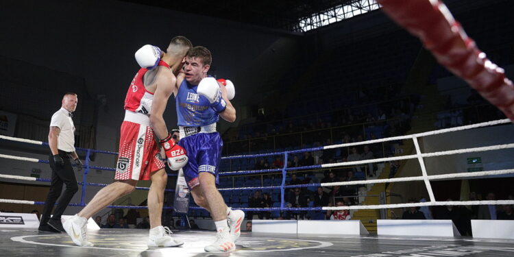 Kielecki RUSHH liderem po ciężkim boju