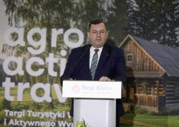 11.04.2026 Kielce. Targi AGRO & Active TRAVEL. Minister rolnictwa i rozwoju wsi Stefan Krajewski/ Fot. Jarosław Kubalski - Radio Kielce