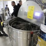 Kielce. Targi pszczelarskie - Radio Kielce