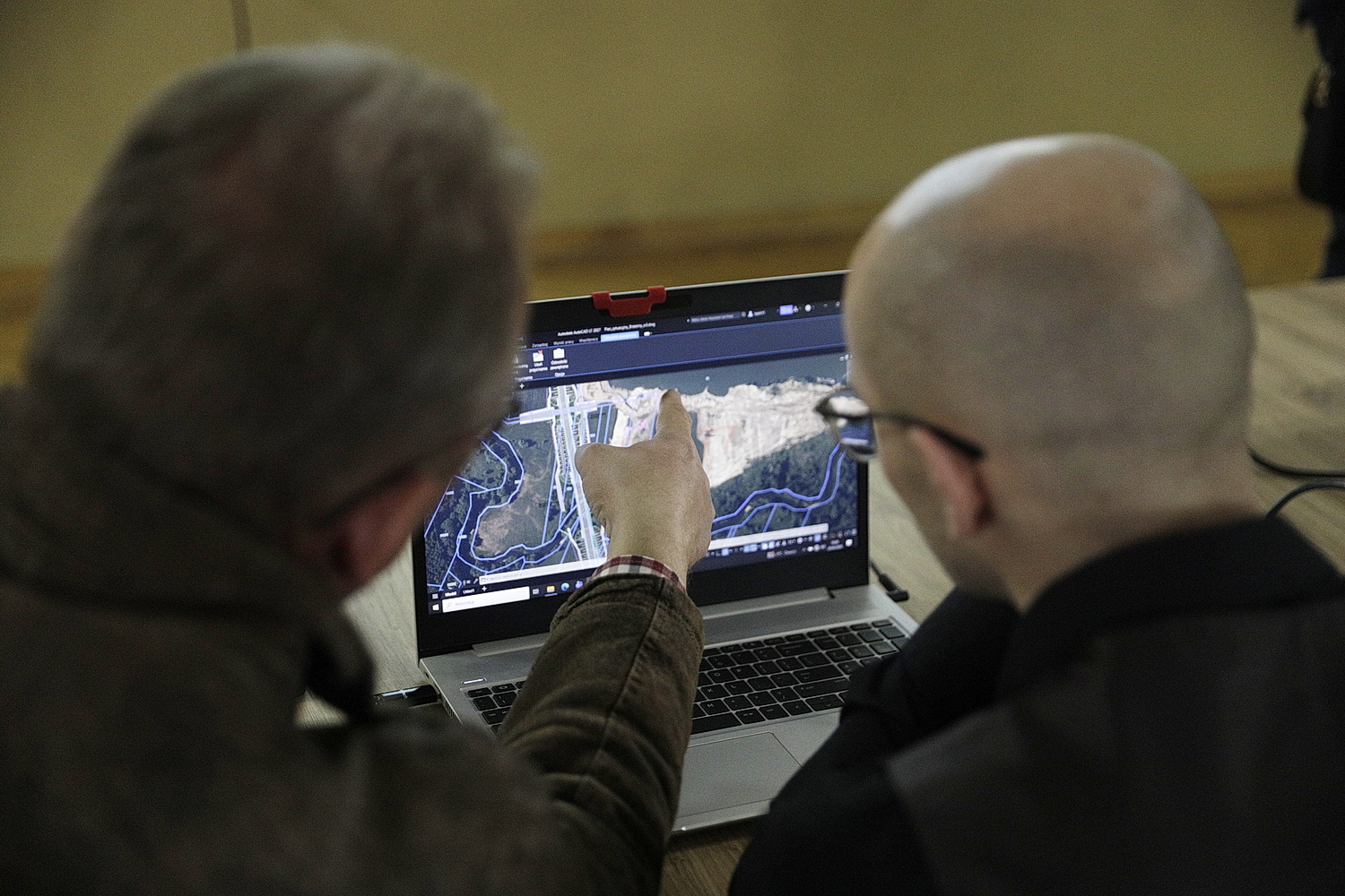 20.04.2026. Konsultacje społeczne w sprawie budowy obwodnicy Brzezin / Fot. Jarosław Kubalski - Radio Kielce