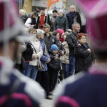 Kielce. Ślubowanie uczniów klas pierwszych Zespołu Szkół ZDZ - Radio Kielce