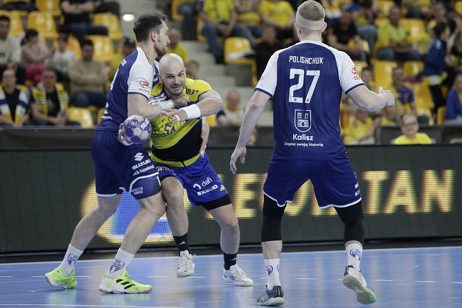 Industria postawiła kropkę nad i