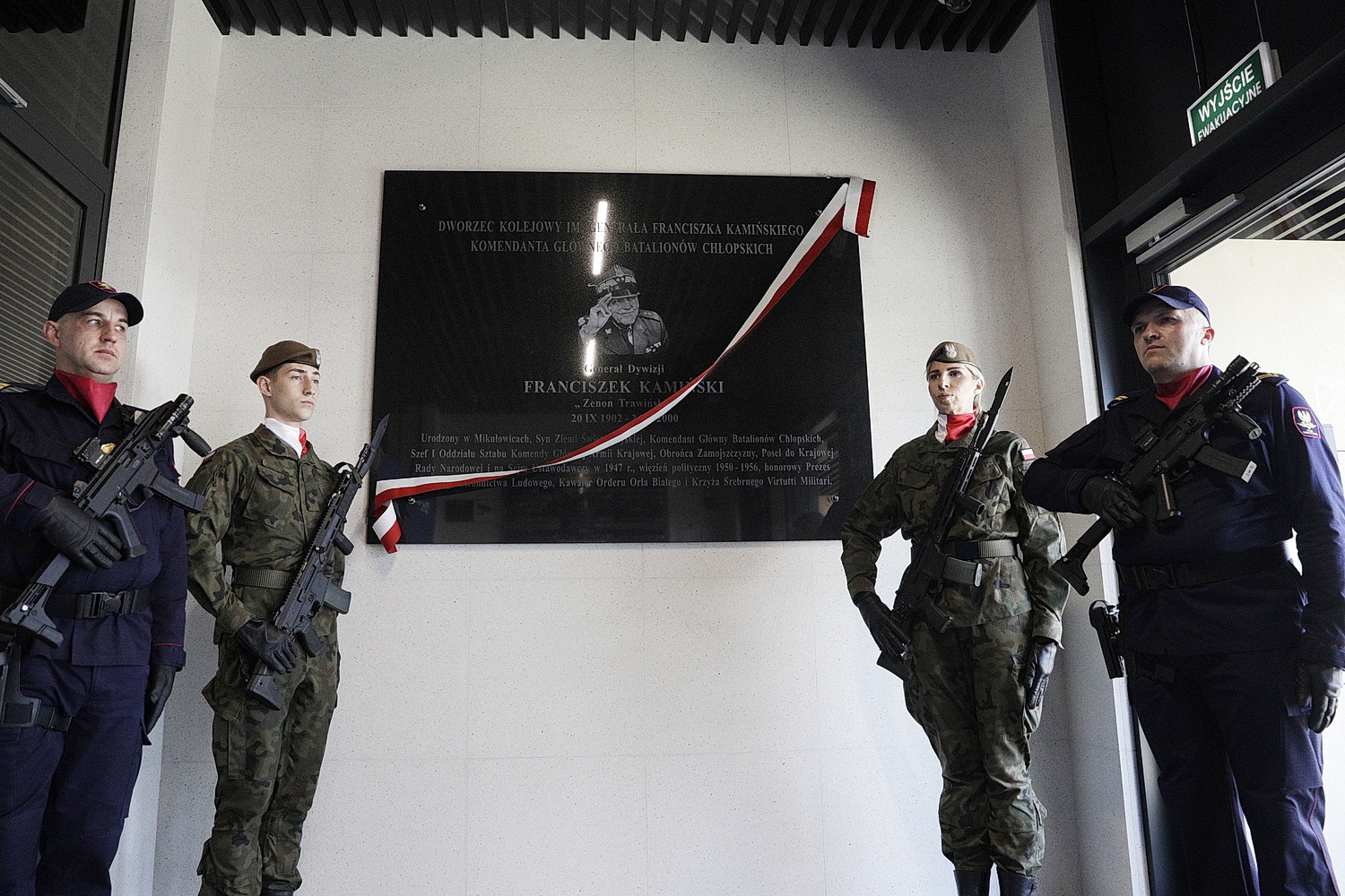 Kielce. Nadanie dworcowi PKP imienia generała Franciszka Kamińskiego