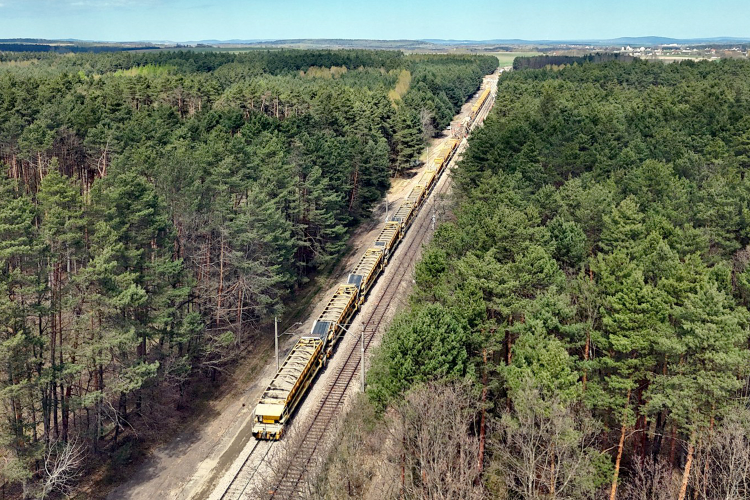 Modernizacja linii kolejowej nr 73 Włoszczowice – Nida / Fot. Piotr Hamarnik - PKP Polskie Linie Kolejowe S.A.