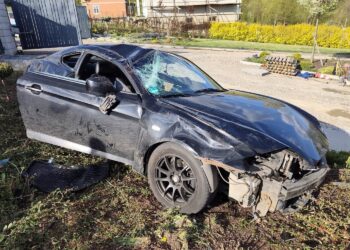 23.04.2026. Ruszcza-Kępa. Dachowanie auta / Źródło: policja