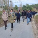 11.04.2026. Małogoszcz. II Spacer Śladami NSZ Rejonu Małogoszcz / Fot. Paweł Krzysztofik