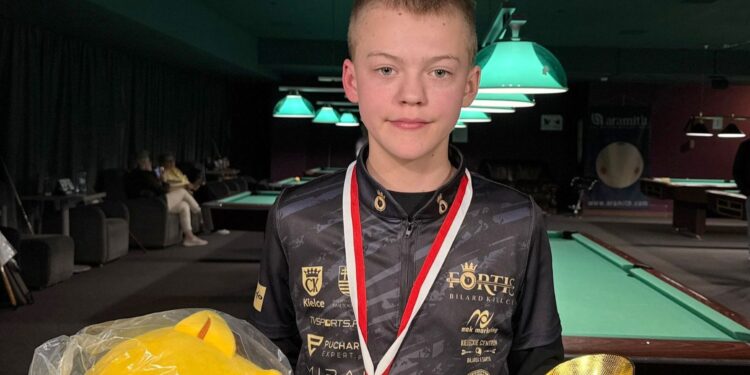 Medalowy weekend kieleckich bilardzistów. Historyczny sukces Ksawerego Marcinkowskiego