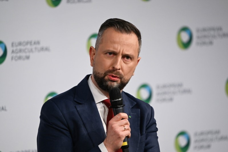 Szef MON o słowach Trumpa: nie ma NATO bez USA