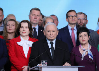 Kaczyński zaapelował o wsparcie finansowe dla PiS - Radio Kielce Kaczyński zaapelował o wsparcie finansowe dla PiS