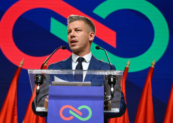 Węgry czeka aksamitna rewolucja