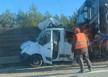 07.04.2026. Tokarnia. Trasa S7. Kolizja / Źródło: Straż Pożarna