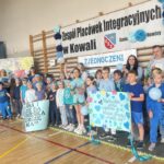 Igrzyska, w których każdy wygrywa - niebieska lekcja tolerancji w Kowali - Radio Kielce