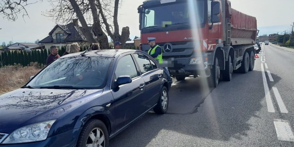 Wypadek na trasie krajowej. Są utrudnienia