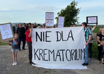 Nie dla krematorium - mieszkańcy Starej Zbelutki w gminie Łagów pozostają w tej sprawie nieugięci.