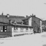 Kielce. Ulica Piotrkowska. Lata 1967-1969. W tym miejscu wybudowany został Dom Związków Zawodowych, obecnie hotelu / źródło: fotopolska.eu; zdjęcie z kolekcji Ewy Żymańczyk