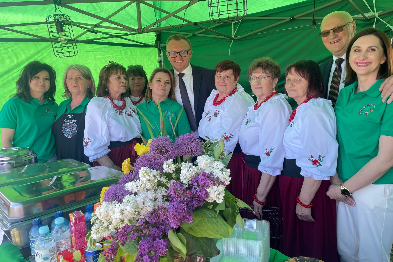 10.05.2026. Samborzec. Święto Kwitnącej Jabłoni / Fot. Grażyna Szlęzak-Wójcik - Radio Kielce