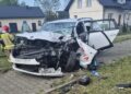 Czołowe zderzenie w powiecie kieleckim. Ranny kierowca
