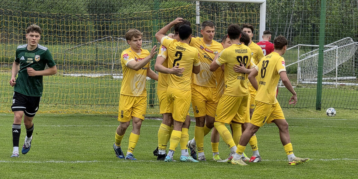 16.05.2026. Połaniec. Mecz 32. kolejki piłkarskiej Betclic 3. Ligi Czarni Połaniec - Star Starachowice / Fot. Maciej Makuła – Radio Kielce